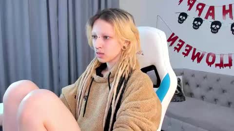 Lexy online show from 10.27.25