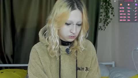 Snapshot of lexy_woorhez chatting on 05.14.26 Lexy online show from 05.14.26