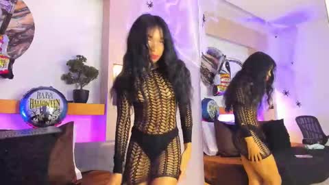 Snapshot of lexyskye chatting on 10.18.25 lexyskye online show from 10.18.25