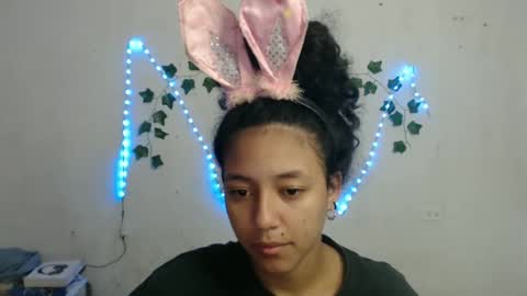 Snapshot of ley_blus1 chatting on 01.07.25 lolita online show from 01.07.25