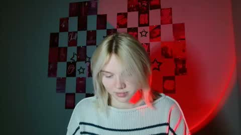 Leyla online show from 11.17.25