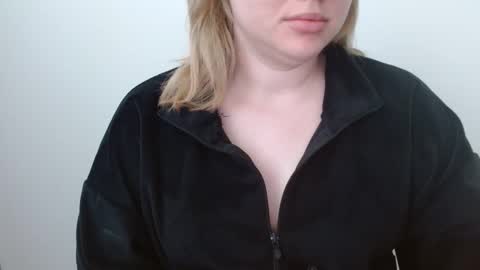 Leyla online show from 05.19.26