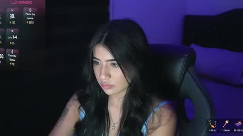 Leyla online show from 11.20.25