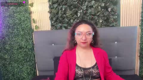 Leyla smithh online show from 09.12.25