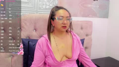 Leyla smithh online show from 09.28.25