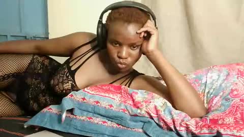 leylacuty13 online show from 04.16.26