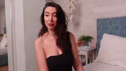 Snapshot of leylagracey chatting on 01.10.25 LeylaGracey online show from 01.10.25