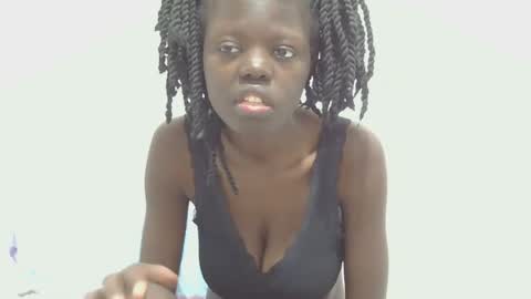 laylani69 online show from 06.22.26