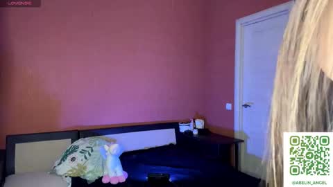 Snapshot of lezlieimeson chatting on 02.07.26 Adeline Di or just cute girl3 online show from 02.07.26