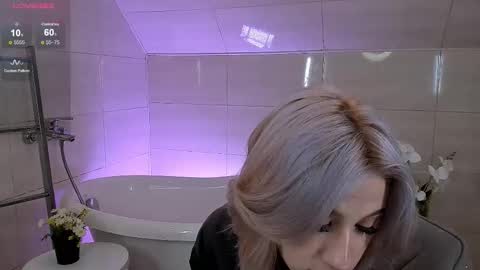 Lisa online show from 09.26.25