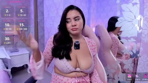 Snapshot of lhea_foxx chatting on 10.11.25 lhea_foxx online show from 10.11.25