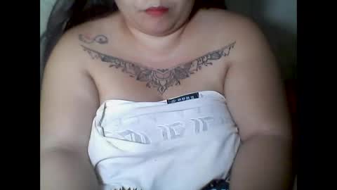 Snapshot of lhiannash33 chatting on 10.15.25 lhiannash33 online show from 10.15.25