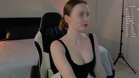 Linda my FANSLY  red fury online show from 09.15.25