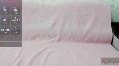 Snapshot of lia1243756 chatting on 01.26.25 LEANNAA online show from 01.26.25