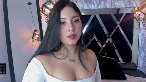 Snapshot of lia_14_ chatting on 12.31.24 Lia  online show from 12.31.24