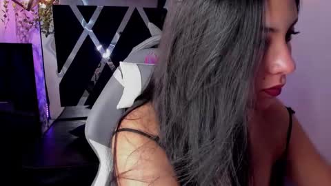 Snapshot of lia_14_ chatting on 01.15.25 Lia  online show from 01.15.25