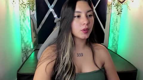 Snapshot of lia_14_ chatting on 02.07.25 Lia  online show from 02.07.25