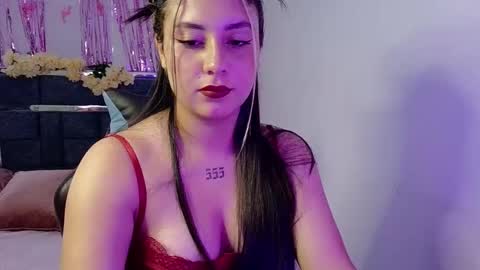 Snapshot of lia_14_ chatting on 09.14.25 Lia  online show from 09.14.25