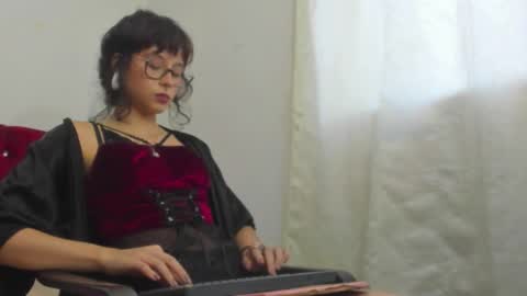 Snapshot of lia_carter_ chatting on 10.18.25 Lia online show from 10.18.25