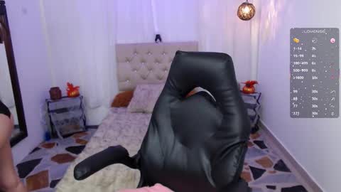 lia_glow online show from 10.25.25