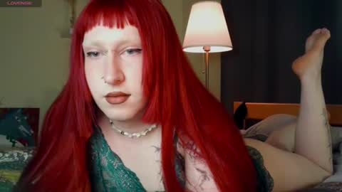 Snapshot of lia_grl chatting on 06.27.26 lia_grl online show from 06.27.26