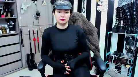 Snapshot of lia_izumy chatting on 01.12.25 . online show from 01.12.25