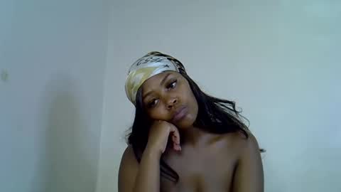 lia online show from 10.16.25