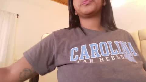 lia_mariana online show from 09.15.25