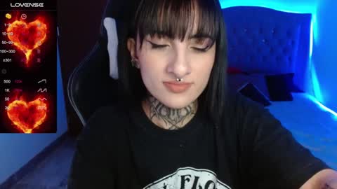 Snapshot of lia_miss2 chatting on 12.03.24 lia spicy   ig online show from 12.03.24