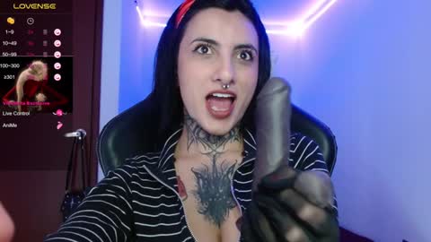 Snapshot of lia_miss2 chatting on 12.16.24 lia spicy   ig online show from 12.16.24