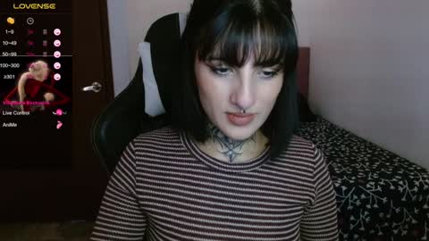 Snapshot of lia_miss2 chatting on 01.18.25 lia spicy   ig online show from 01.18.25