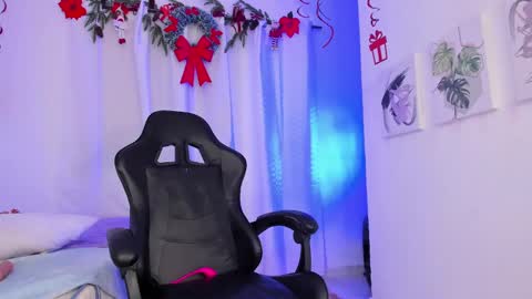 lia_petite01 online show from 01.15.25