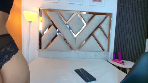 lia_roseh online show from 09.30.25