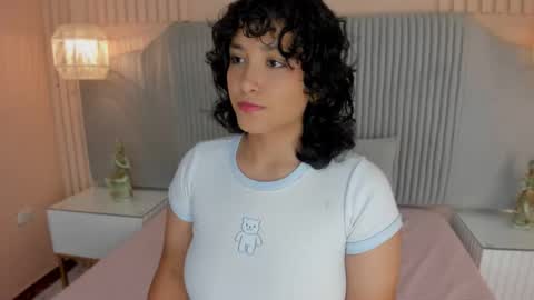 Snapshot of lia_savage chatting on 02.18.26 online show from 02.18.26