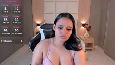 Lia  online show from 01.17.25