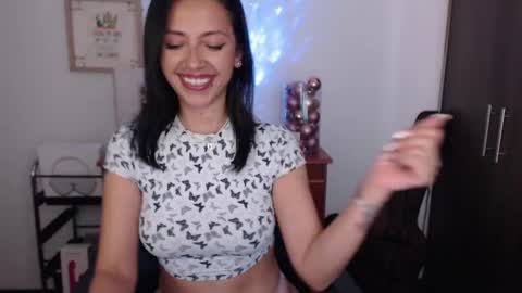 Laura online show from 12.20.24