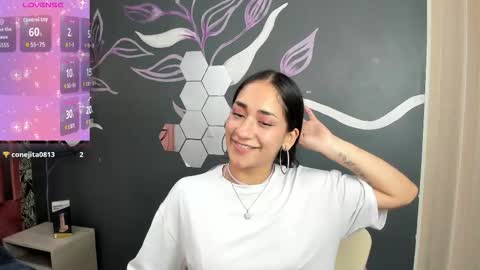 Snapshot of lia_strong__ chatting on 09.10.25 LIA STRONNG online show from 09.10.25
