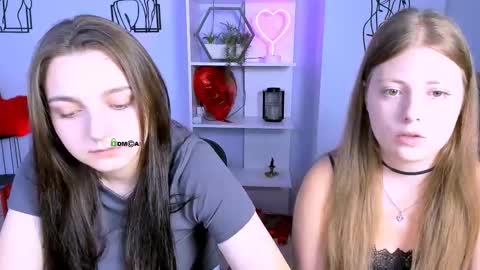 Snapshot of lia_sunset chatting on 09.15.25 Lia online show from 09.15.25