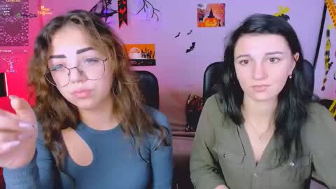 Lia online show from 10.30.25