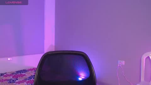   lia  online show from 10.22.25