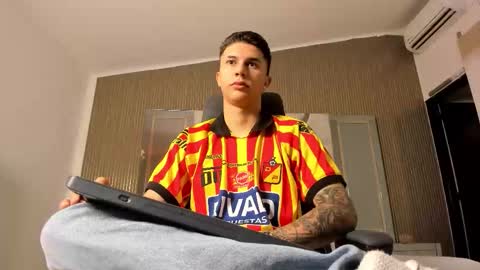 Snapshot of liaamsmiith_ chatting on 09.27.25 Liam Smith online show from 09.27.25