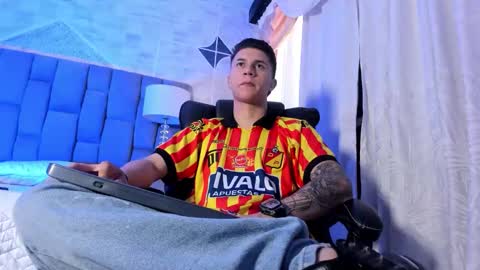 Snapshot of liaamsmiith_ chatting on 10.07.25 Liam Smith online show from 10.07.25