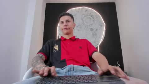 Snapshot of liaamsmiith_ chatting on 10.18.25 Liam Smith online show from 10.18.25