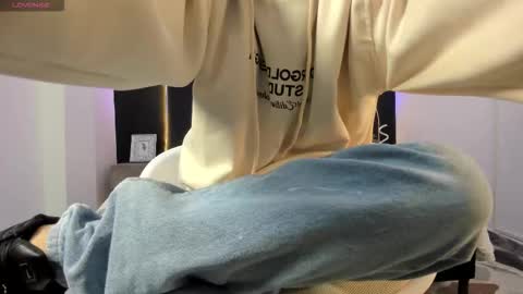 Snapshot of liaamsmiith_ chatting on 10.29.25 Liam Smith online show from 10.29.25