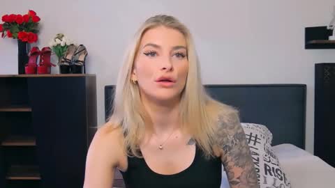 Lia online show from 03.19.26