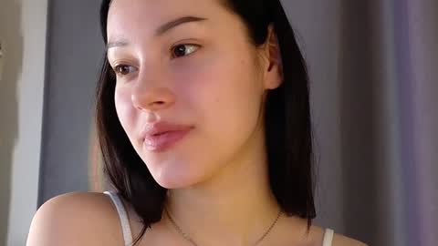 Lia  online show from 12.07.24