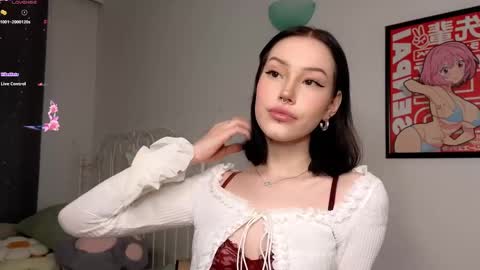 Lia  online show from 02.20.25