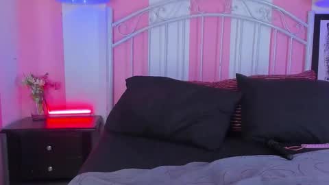 ---Liah--- online show from 10.16.25