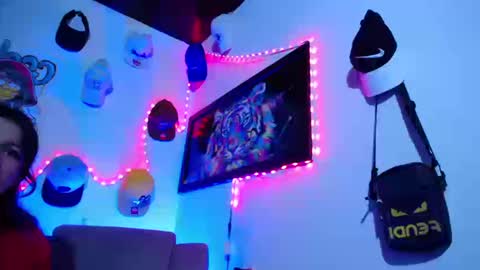            online show from 09.22.25