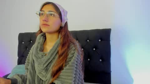 Snapshot of liah_star chatting on 11.13.25 Liah online show from 11.13.25